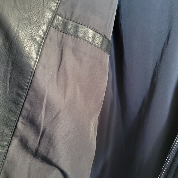 New Blank-NYC Men's Leather Moto Full Zip Jacket w/Hood – Size Large - Picture 7 of 14
